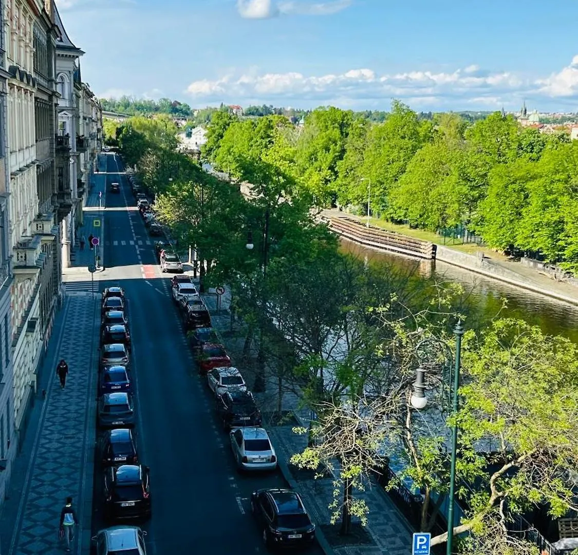 River Site Apartment Janackovo Nabrezi 27 Praha